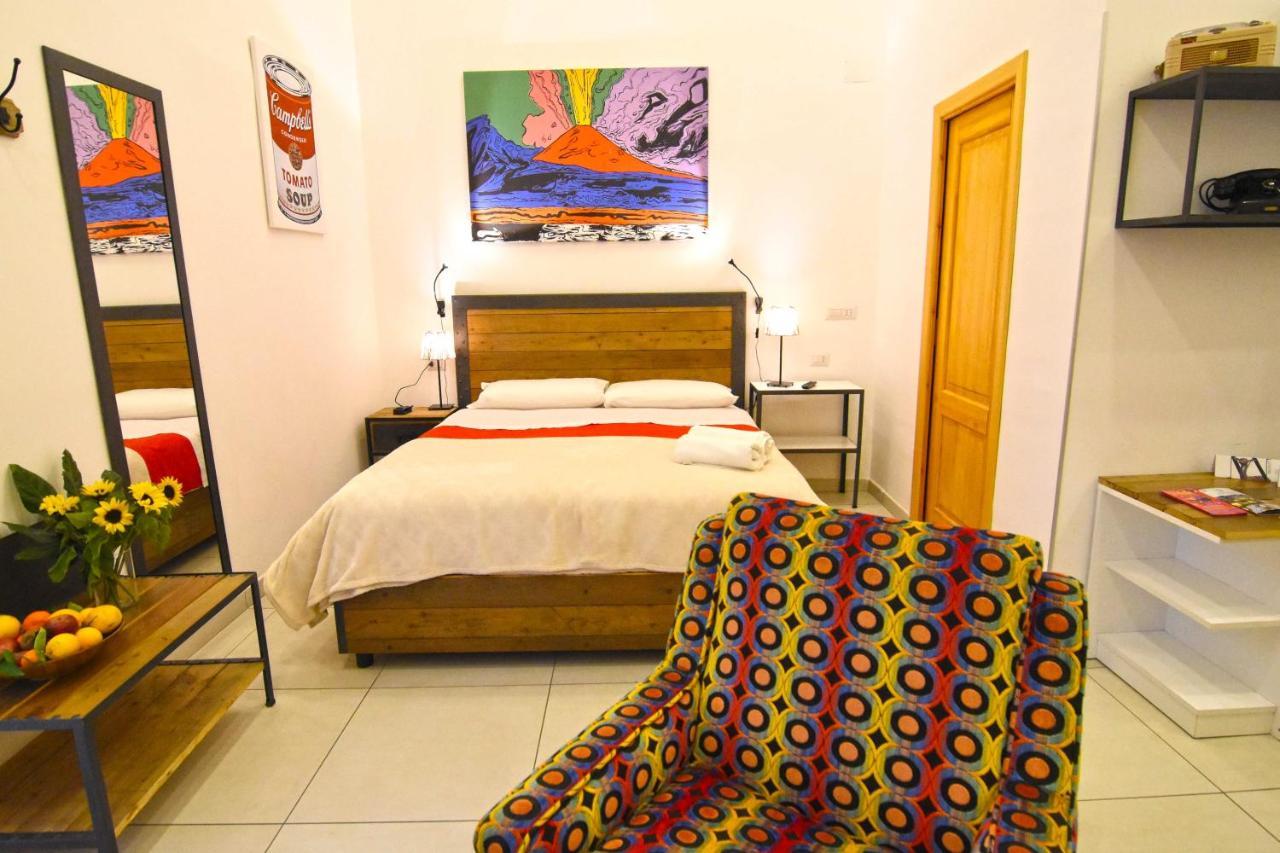 Ninarella Napoli Bed & Breakfast Bagian luar foto