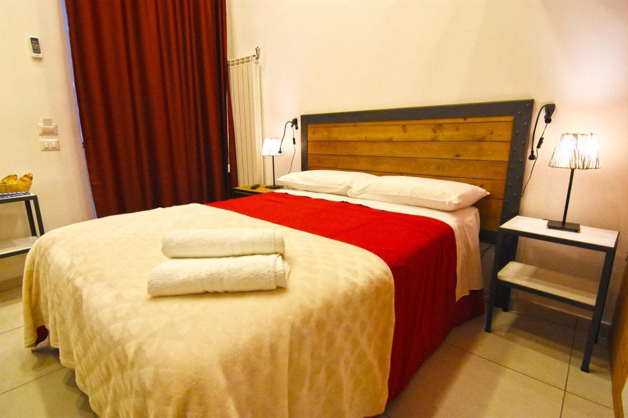 Ninarella Napoli Bed & Breakfast Bagian luar foto