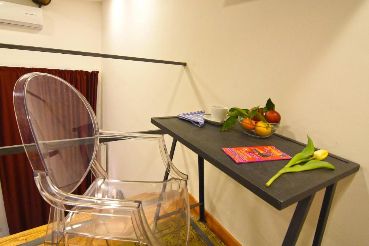 Ninarella Napoli Bed & Breakfast Bagian luar foto